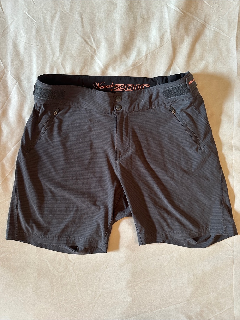 Zoic Naveh Women’s Shorts — Charcoal Gray Performance Fit